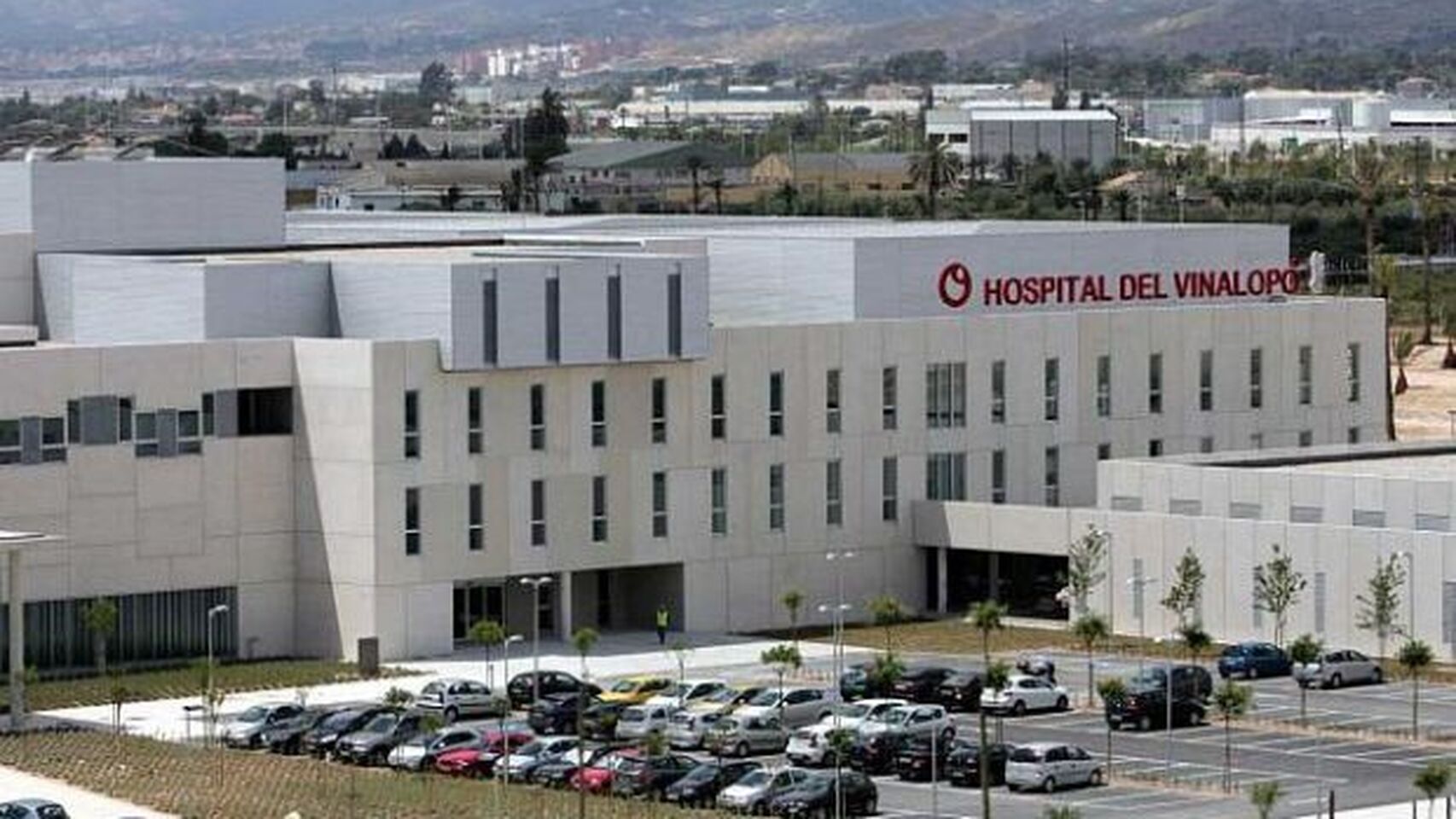 El Hospital del Vinalopó, donde llegaron los dos bebés muertos.