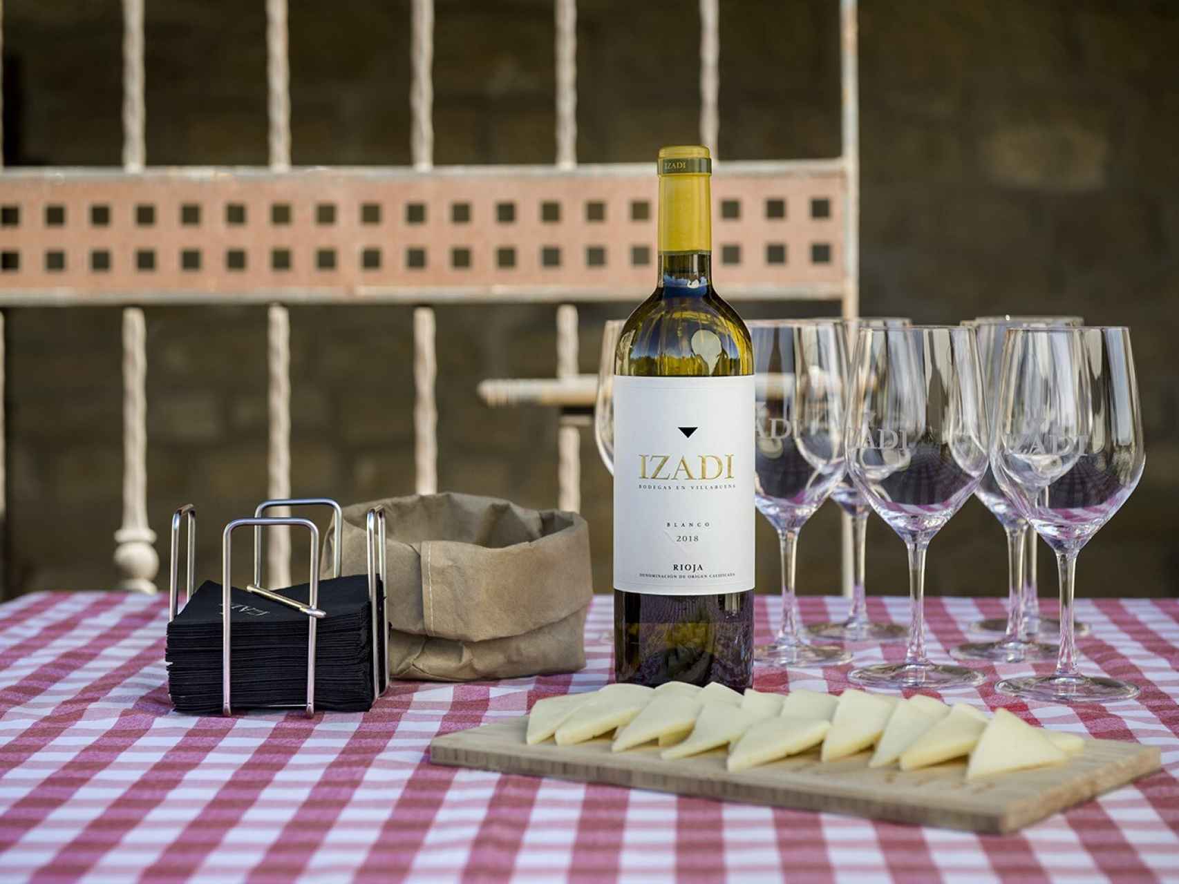 Izadi Blanco es un vino con vocación gastronómica.