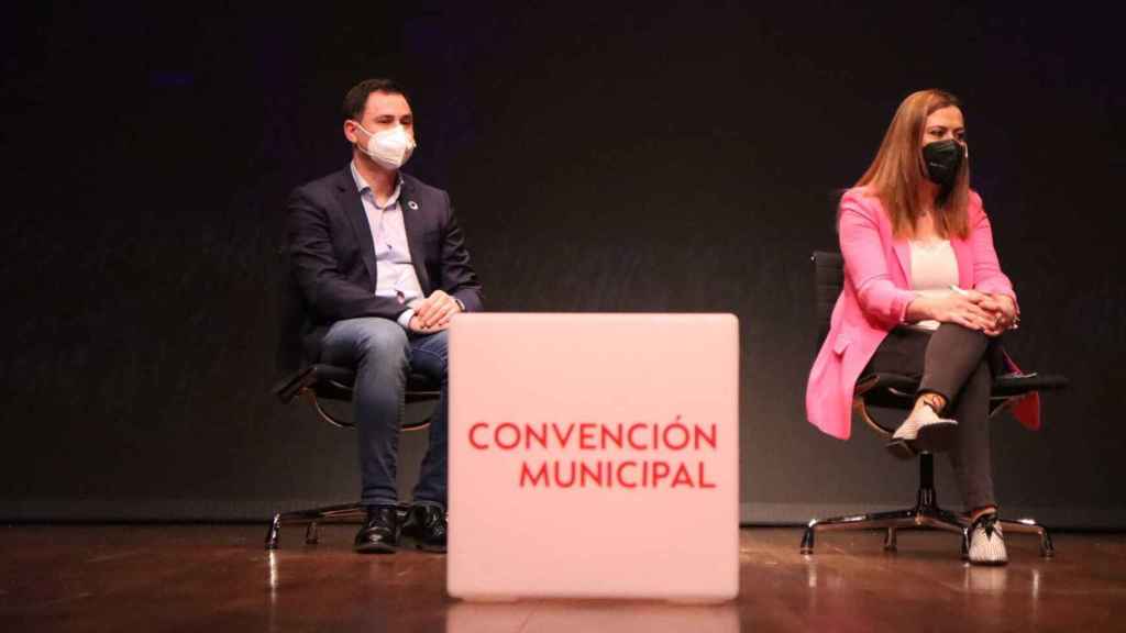 Cendón y Barcones, en la Convención Muncipal Socialista en León