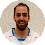 Xavi Costa, vendedor de Baloncesto en la tienda de Decathlon en Tarragona