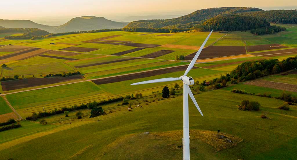 España triplica su potencia de energía eólica